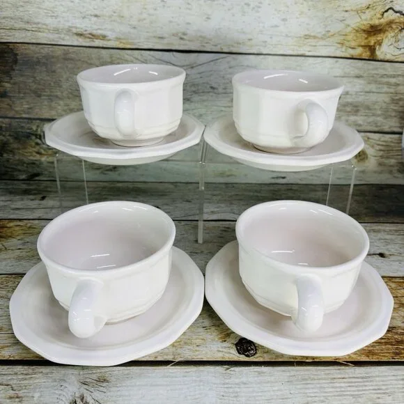 Pfaltzgraff HERITAGE WHITE Multisided Castle Mark 10oz Mugs Cups